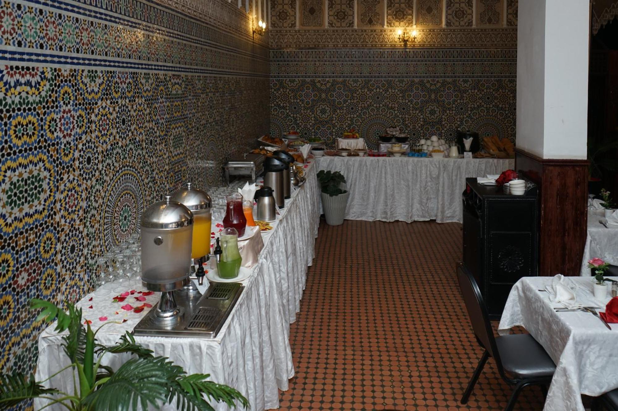 Hotel Nouzha Fes Exterior photo