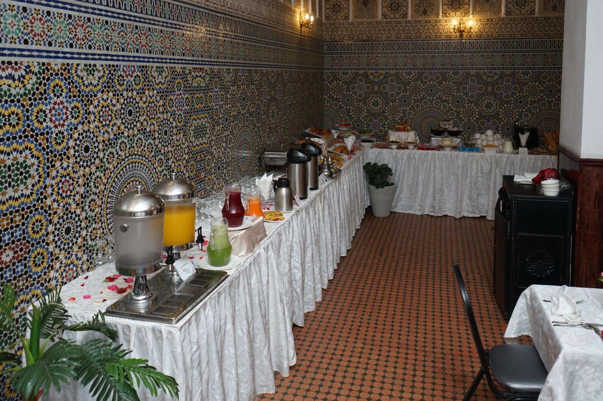 Hotel Nouzha Fes Exterior photo