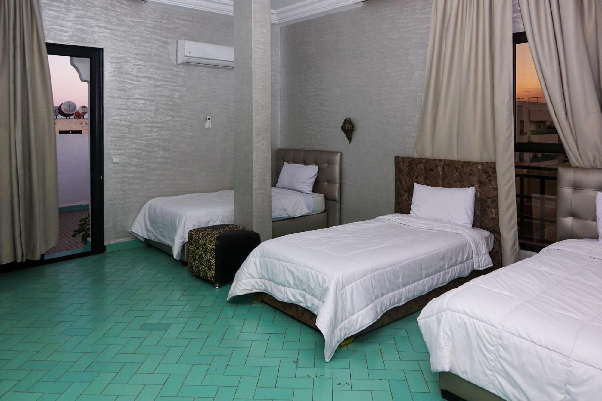Hotel Nouzha Fes Exterior photo